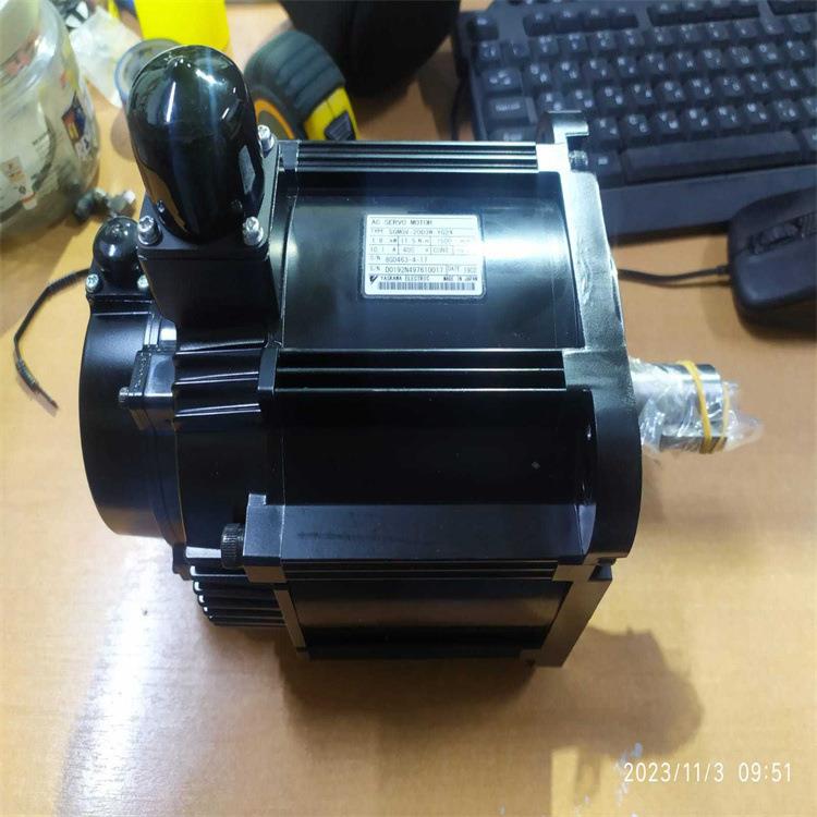 SGMGH-1AACA61电机SGMGH-55A2A61SGMPH-15A1A-YR12SGD7S-2R8AA0A