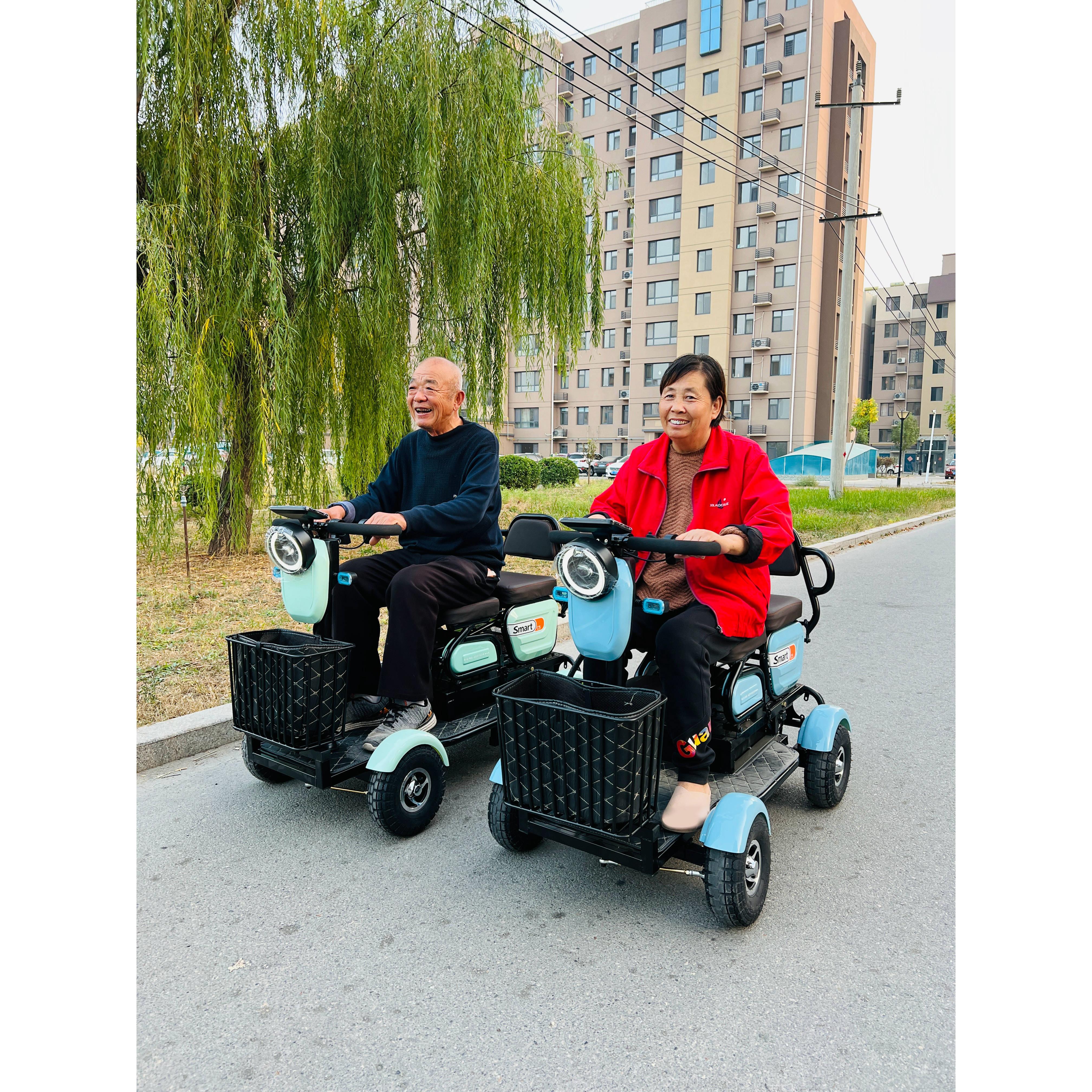 小巴士电动四轮车残疾人助力四轮电动车电瓶车老年代步车Q60C5Q70