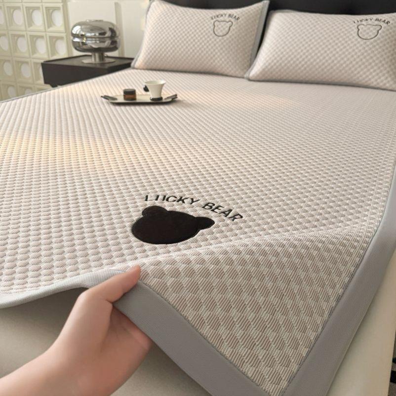 A类凉感冰豆豆凉席三件套夏天A类新款空调软席冰丝床垫子可机水洗