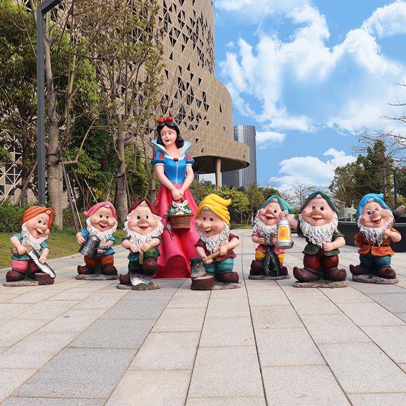玻璃钢白雪公主七个小矮人雕塑幼儿园商场游乐园景区学校装饰摆件