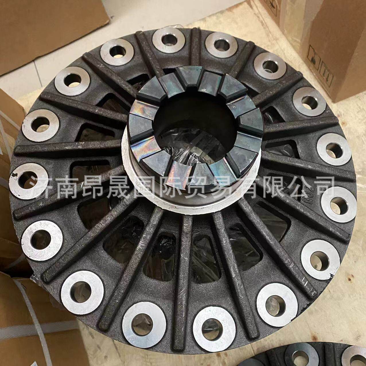 外贸出口 重汽HOWO T7H汕德卡C7H TX配件 812-35105-0061差速器盖