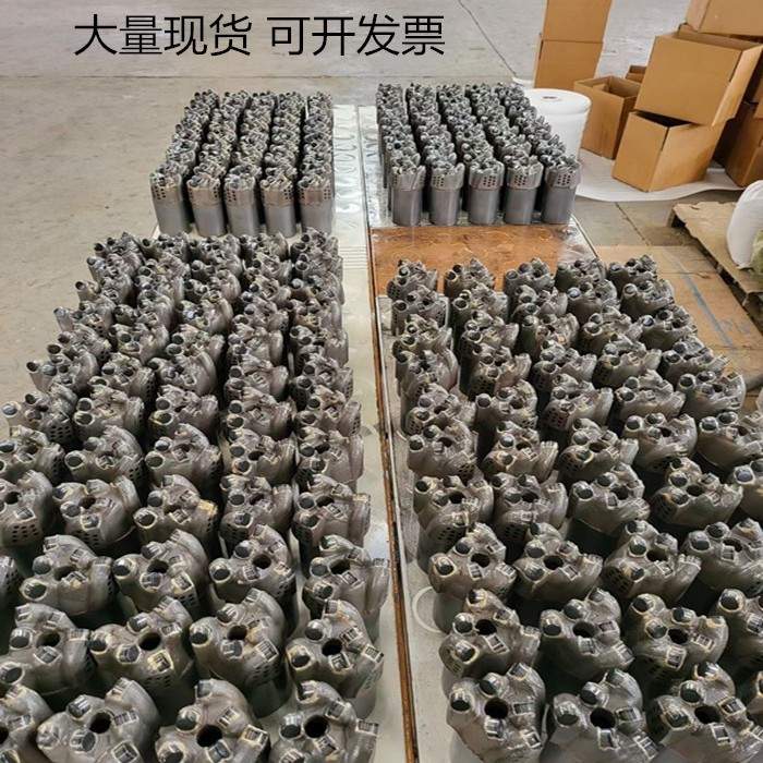 94胎体平顶型钻头63.5丝  烧结体钻头  金刚石复合片钻头