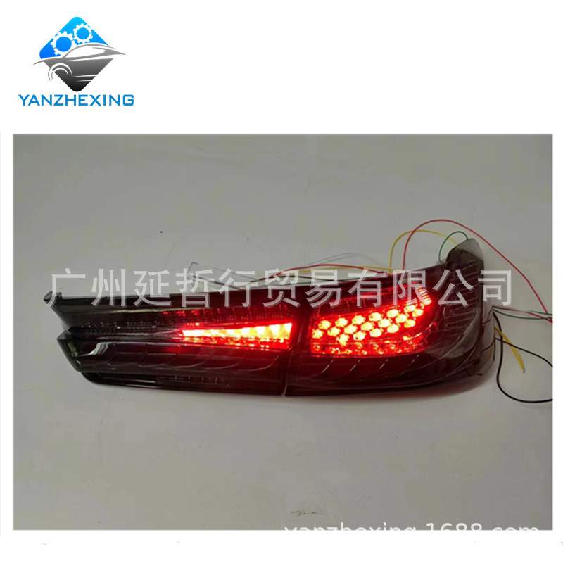 适用于宝马3系2020-22款龙鳞款流光转向汽车尾灯总成 改装后尾灯