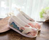 鞋 子女翘头内增高绣花鞋 弓鞋 出租古装 古风软底舞蹈搭配汉服平底鞋