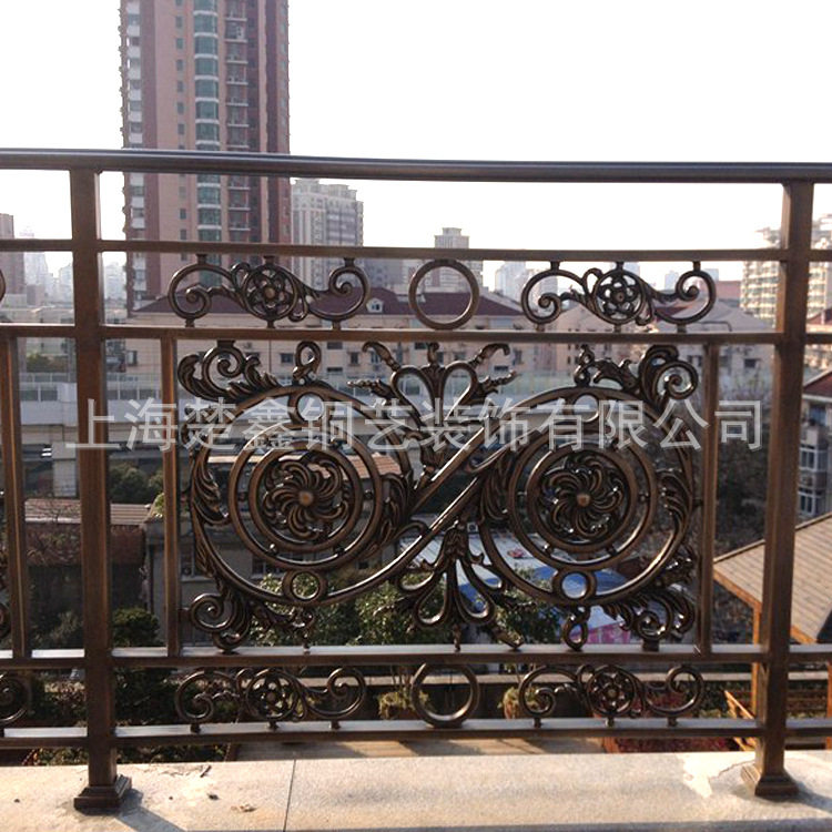 别墅铁艺楼梯实木扶手新中式轻奢
