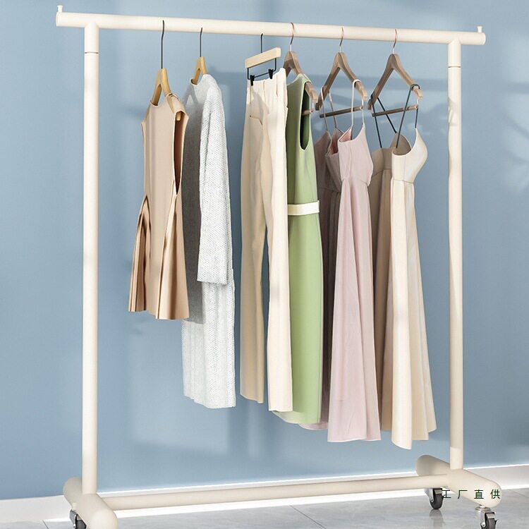 奶油风带轮落地衣帽架