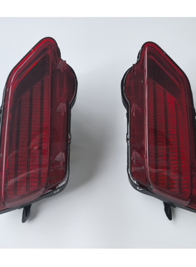 RAV4 US 2013-2015 后杠片 81490-0R010  81480-0R020