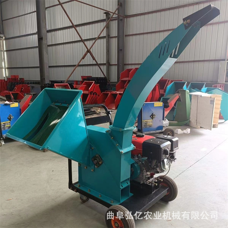 树枝粉碎机果木枝条打碎机小型可移动园林苗圃树根皮碎枝机厂家