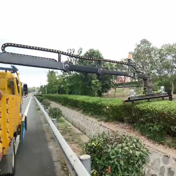公路绿化隔离带车载式绿篱修剪机液压高速公路树枝修剪车机