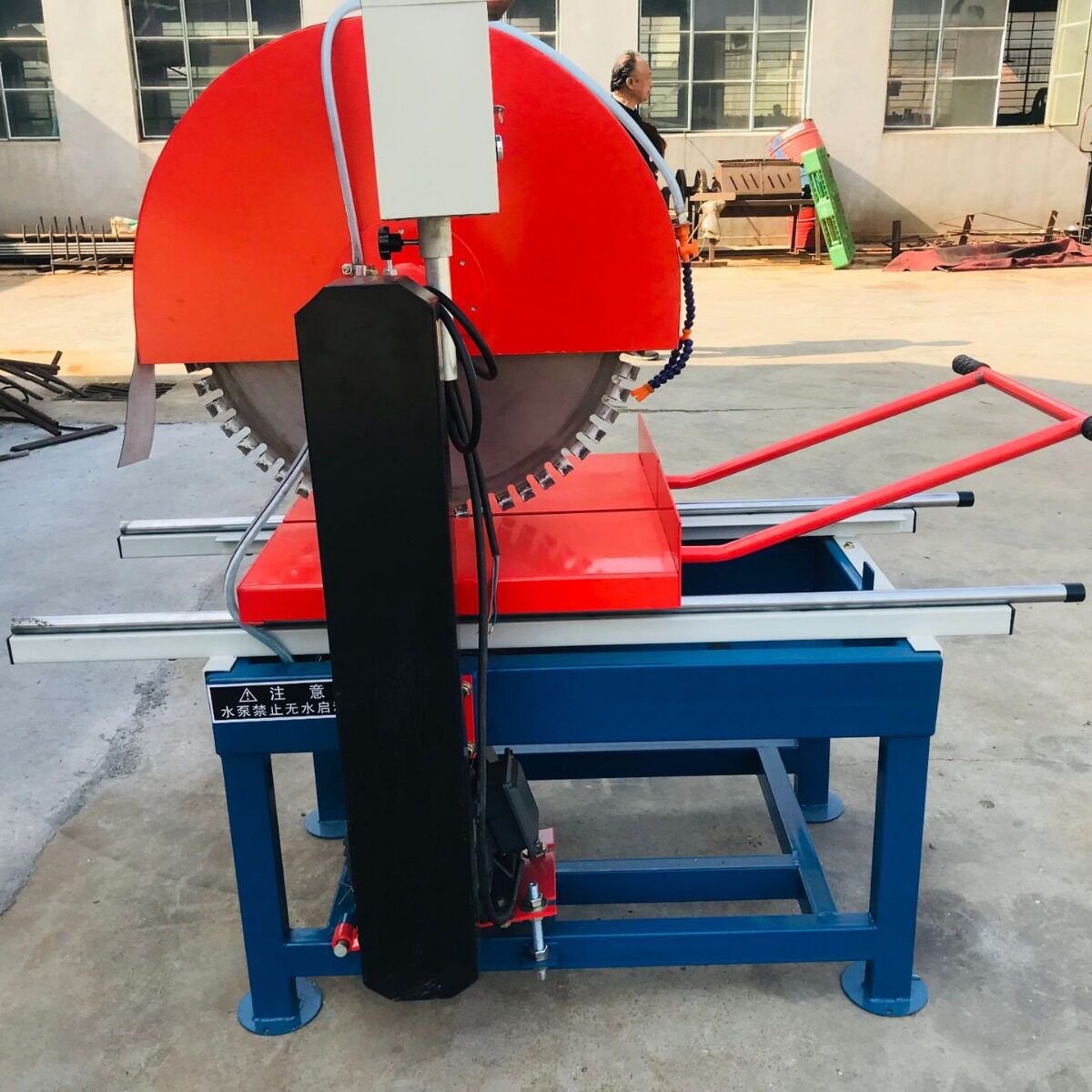 工地用JSH600XD轻便型加气块耐火砖大锯片路沿石切割机电动切割机