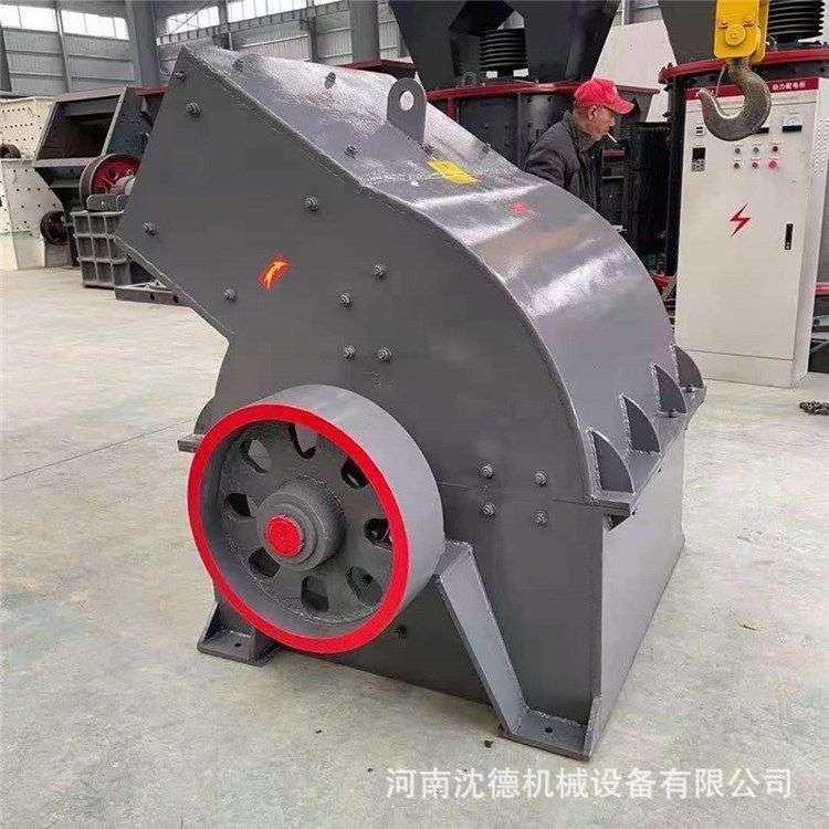 PC400X600型锤式破碎机 鹅卵石花岗岩青石粉碎机 小型移动制砂机