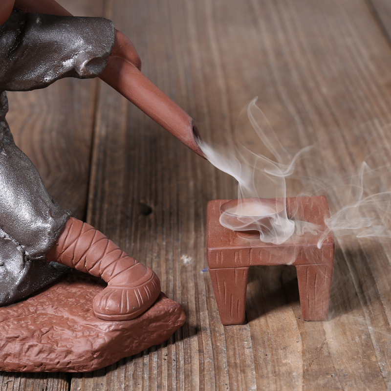 陶瓷创意倒流香炉 李子柒茶艺小和尚长嘴壶沉香塔香茶道摆件茶宠