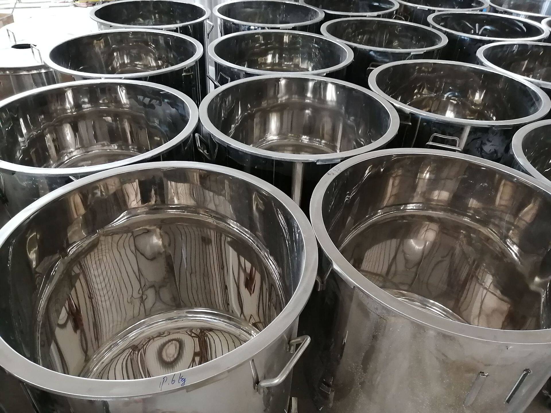 厂家供应不锈钢拉缸 双镜面拉缸 304桶 不锈钢涂料拉缸 抛光镜面