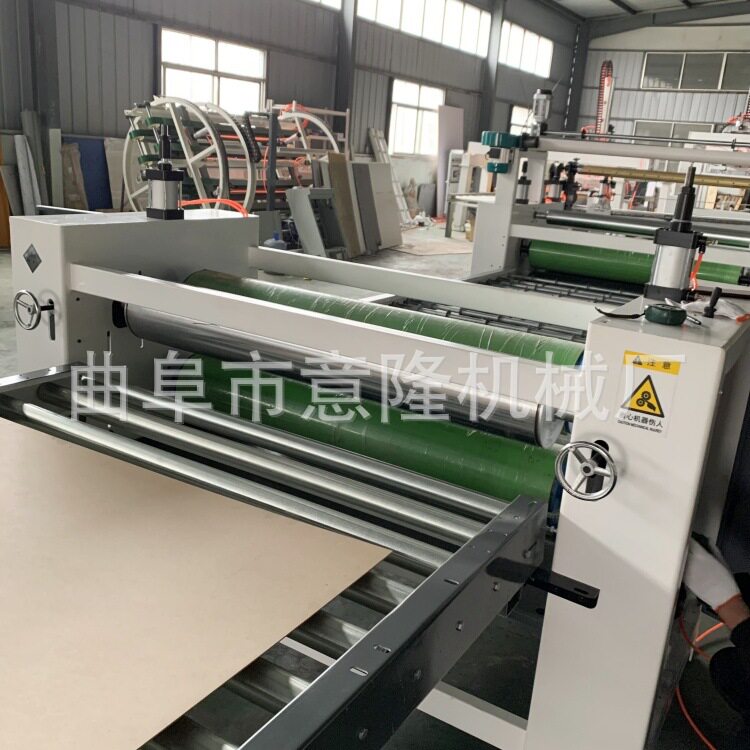 意隆龙门自动上下板贴面机
