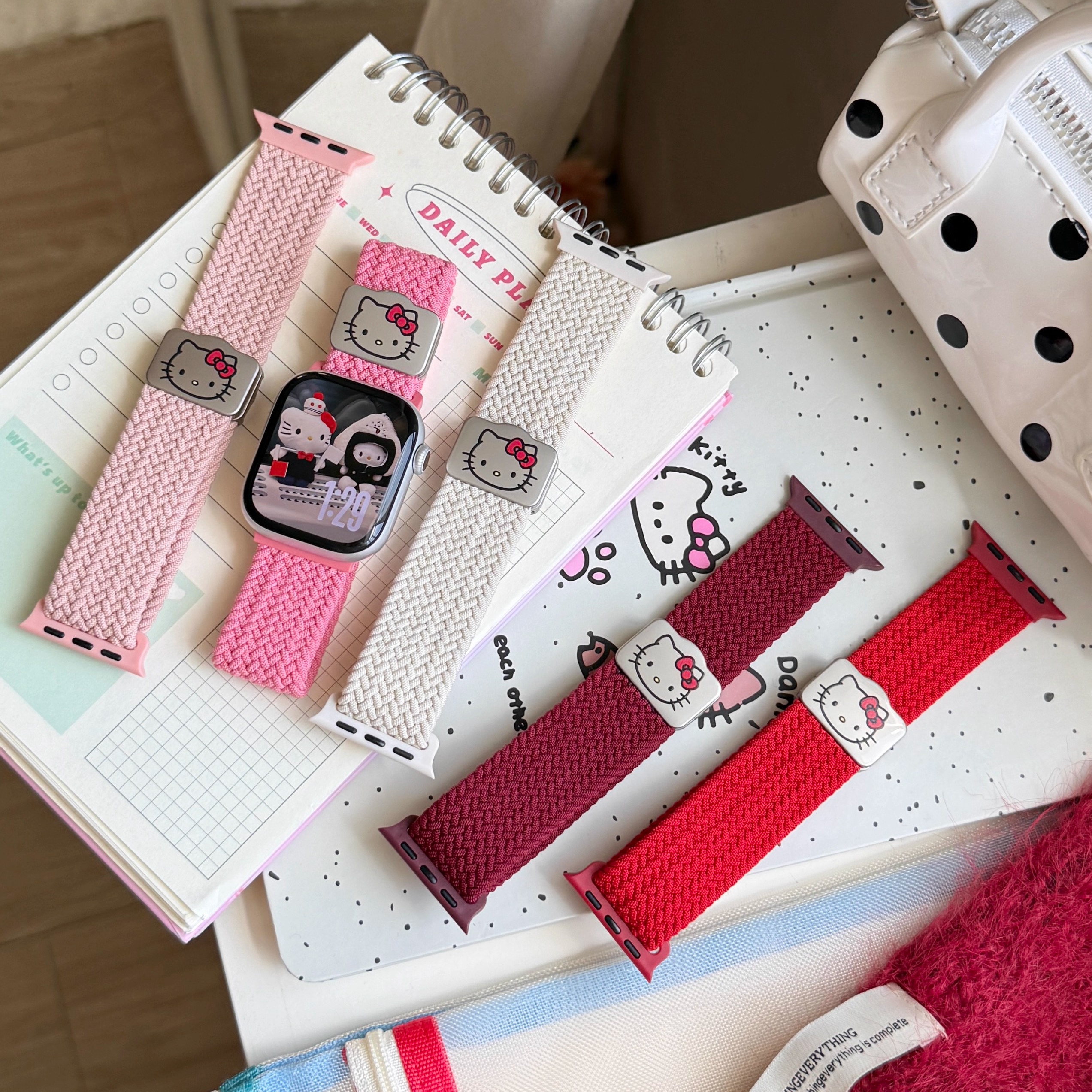 Kitty猫酒红色编织磁吸手表带