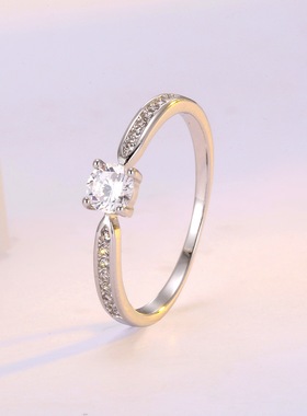 2025新款时尚简约微镶莫桑石轻奢女士求婚戒指赠女友优雅大方礼品