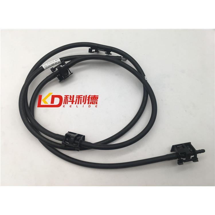 适用奔驰E级W213前挡雨刮喷水嘴管W218 E200 E220 CLS E350 E400