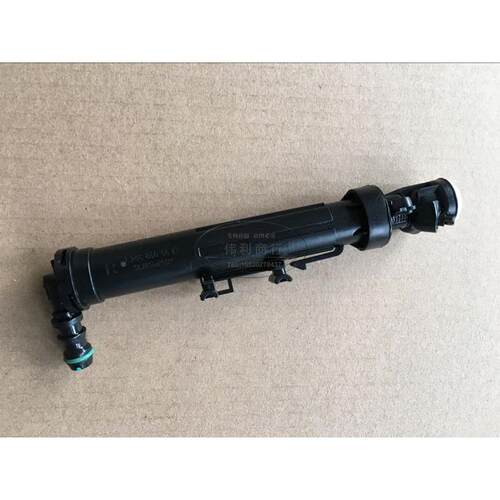 适用奔驰B180大灯喷水枪B200前杠A180喷水嘴GLA260清洗器CLA200