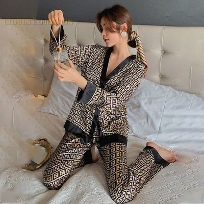 网红Spring Summer Ladies Faux Silk Polyester Pajama Sets Sex