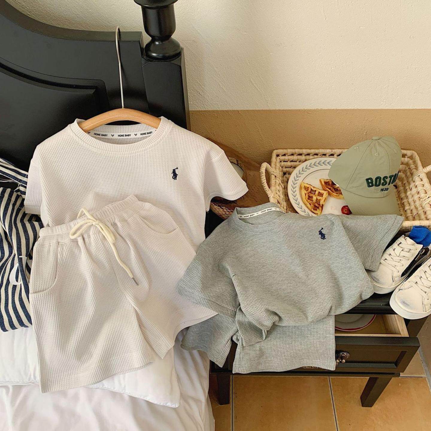 夏季新款帅气男女中小儿童卡通休闲宝宝运动短袖T恤+裤子两件套装