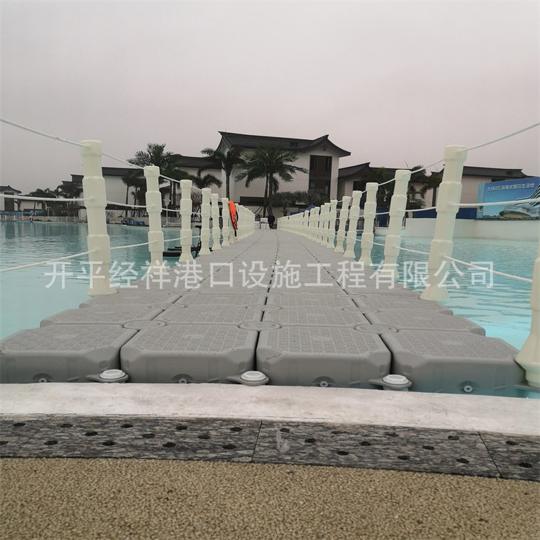 促销大型游乐园浮筒游泳池水上浮筒码头游泳池钓鱼平台