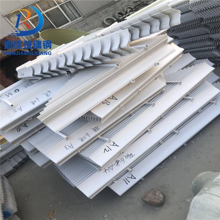 厂家生产PP除雾器 C型折流板除雾器 脱硫塔除雾器带钩型
