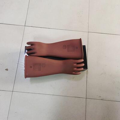 抗高压电工防筒护手套YS3101-1-04/106406210-31-3绝缘手套长橡胶