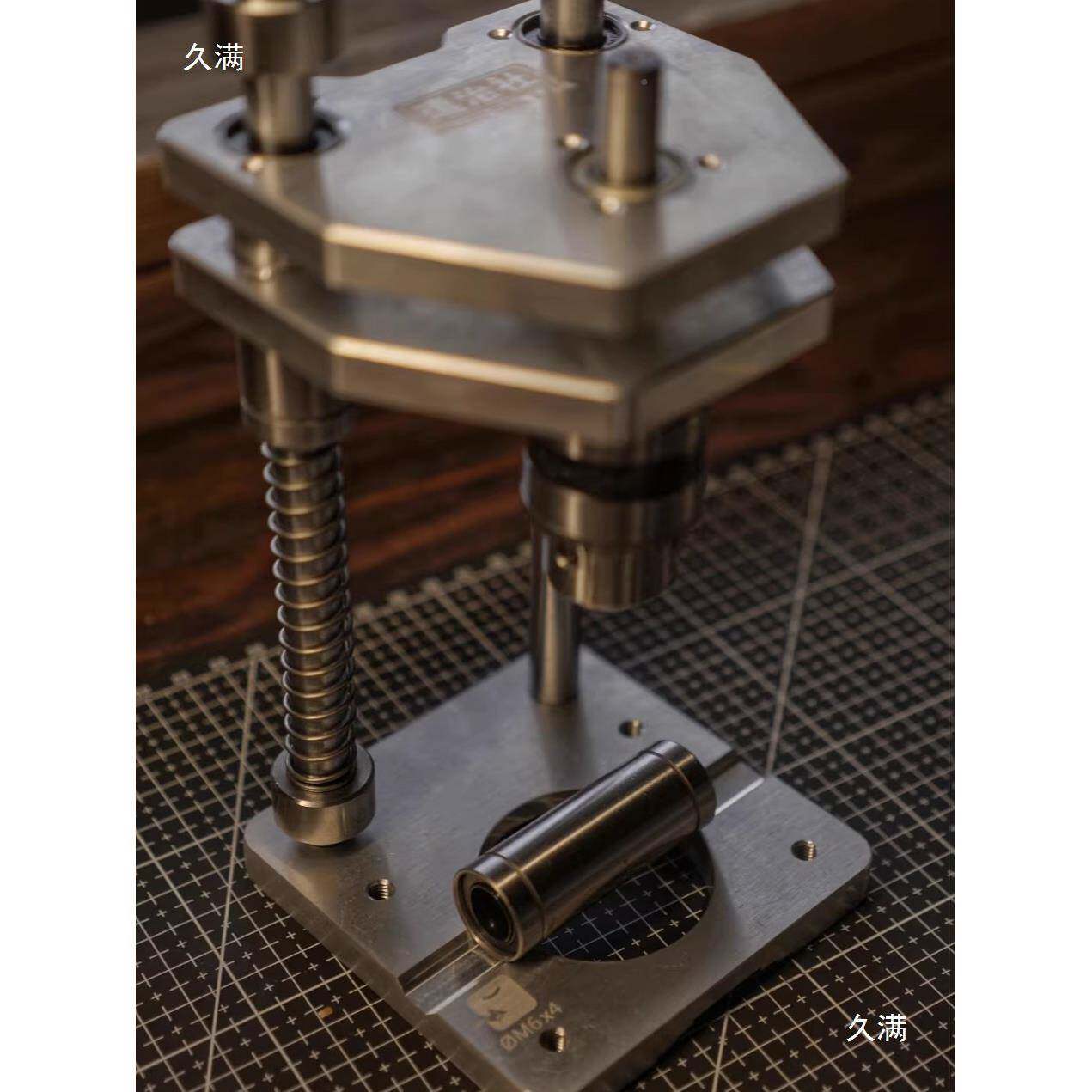 手电钻打型垂直打孔支751架/器铝型材木材工垂直孔台钻支架