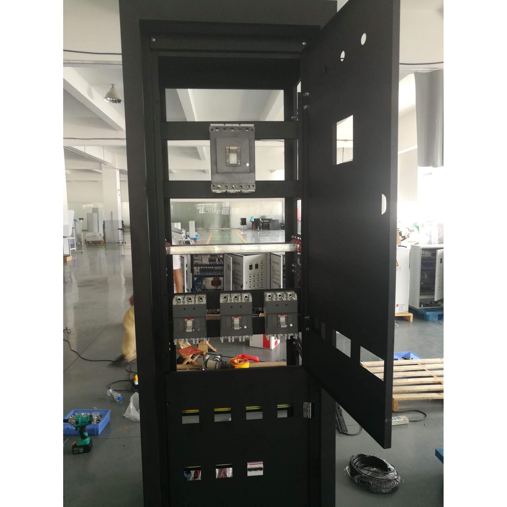 ABB塑壳断路器XT2N160 MF4/56 FF 3P;1SDA067046R1