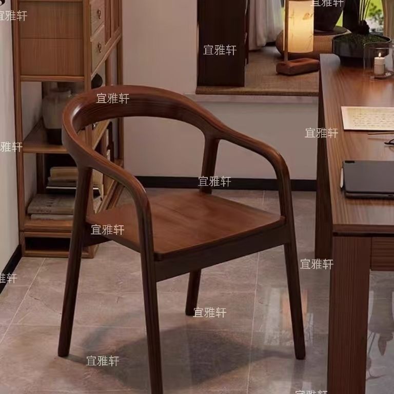 北欧实木舒美特椅纯实木椅子餐椅简约休闲椅小户型扶手靠背实木椅