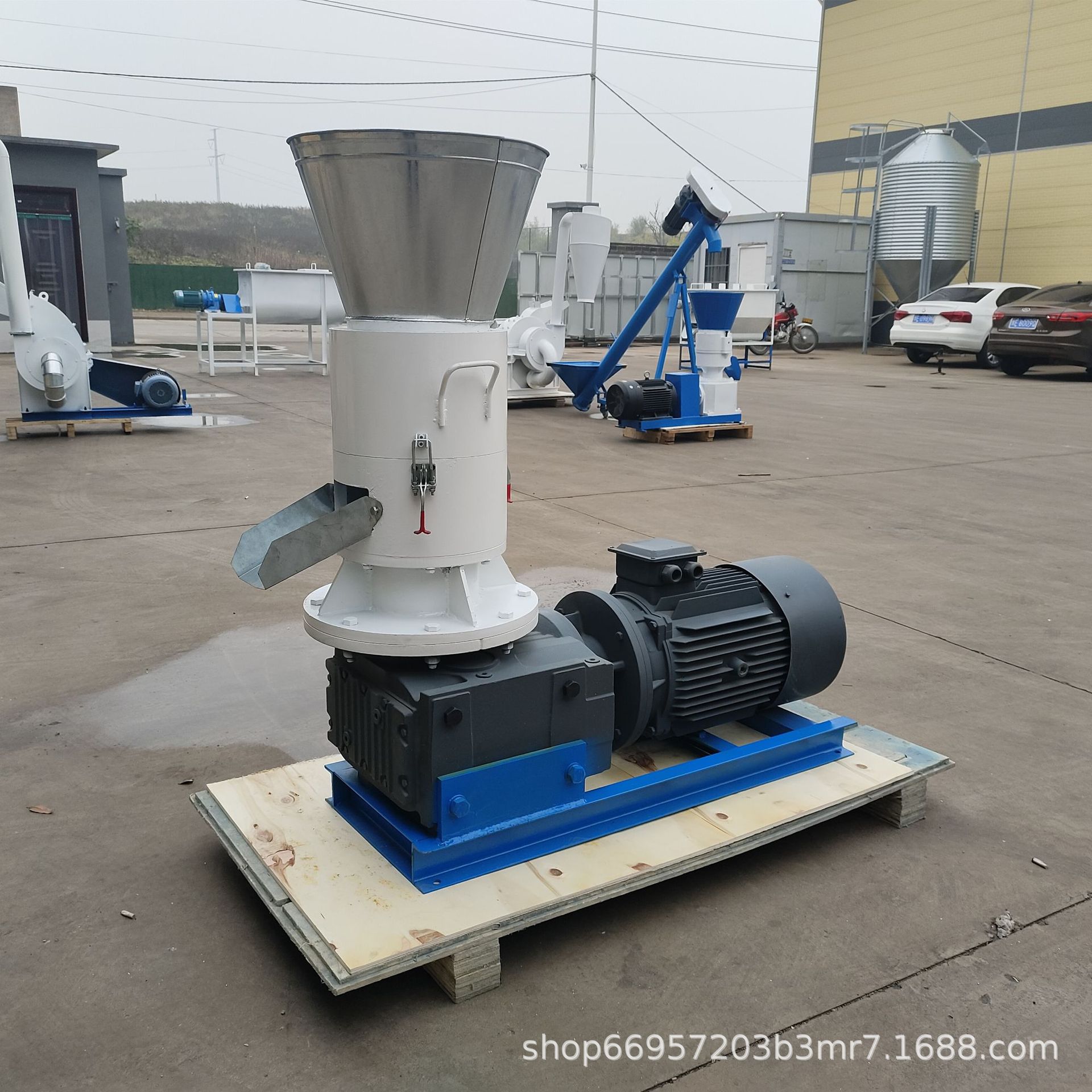 小型平模动辊木屑颗粒机MGPM-300D时产300-400kg 厂家直销