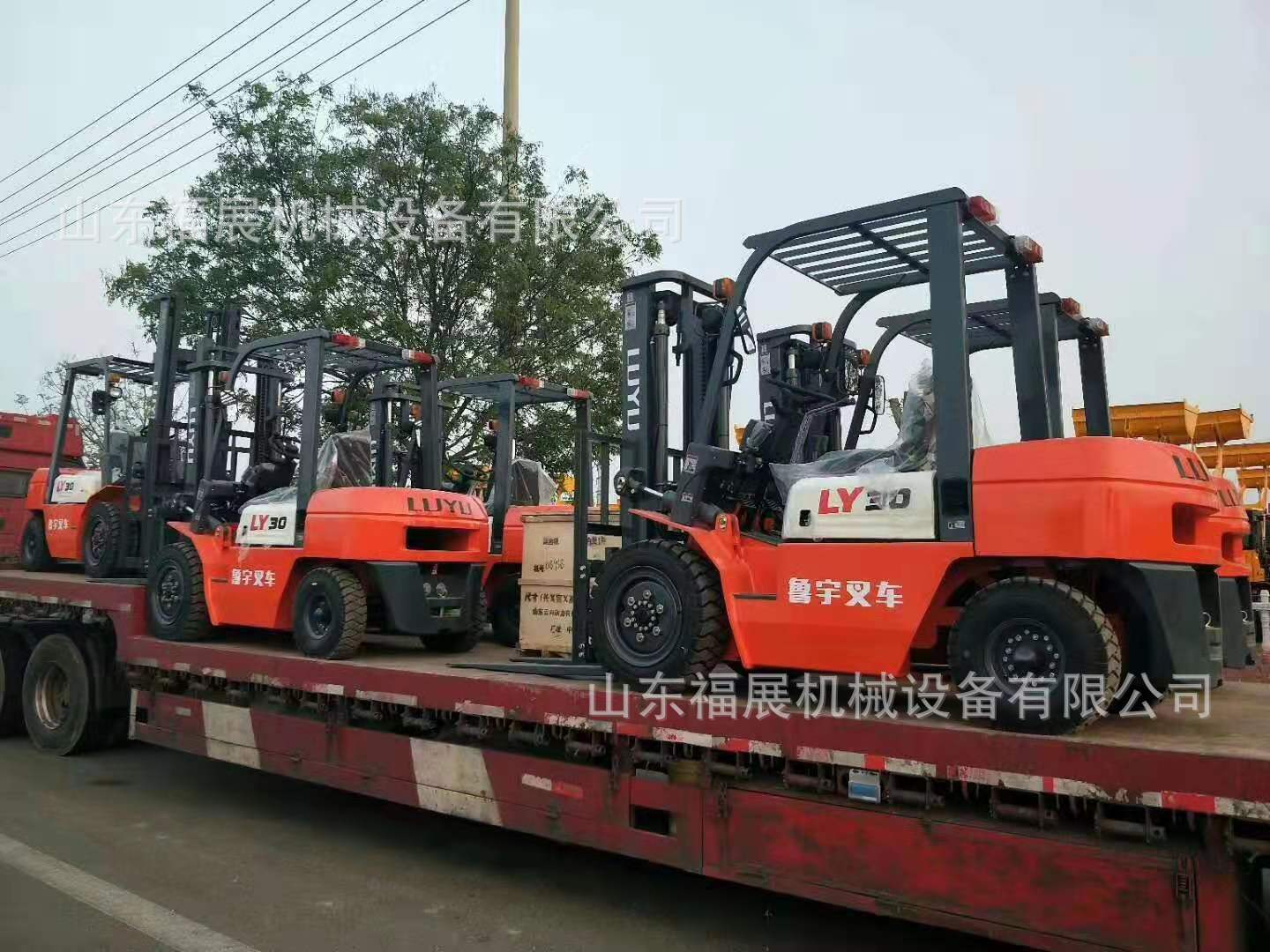 供应全新1.5吨柴油叉车 四轮3吨座驾式燃油叉车 仓库物流搬运叉车