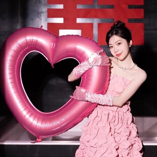 速发照心球气领证手拿道具婚礼姐妹团拍爱装饰结婚晨泡拍