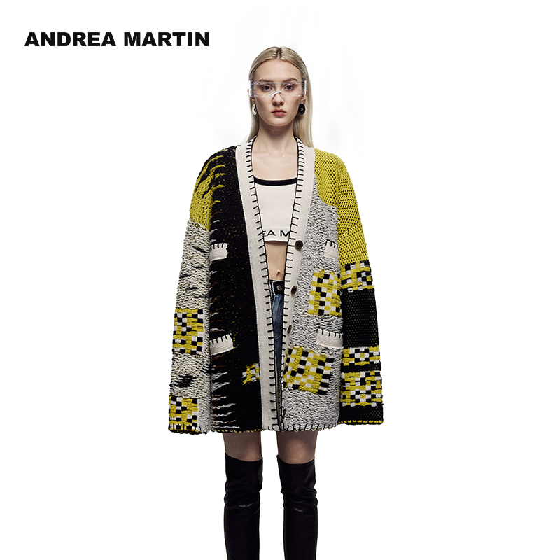 棋盘格拼接针织外套