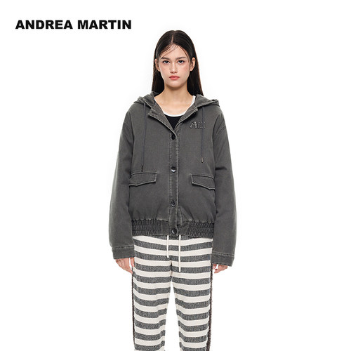 logo刺绣可拆卸羽绒服外套