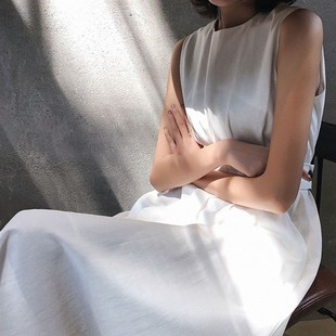 無袖 顯瘦吊帶裙女夏 連衣裙赫本黑白色氣質(zhì)背心裙收腰冷淡風(fēng)中長款