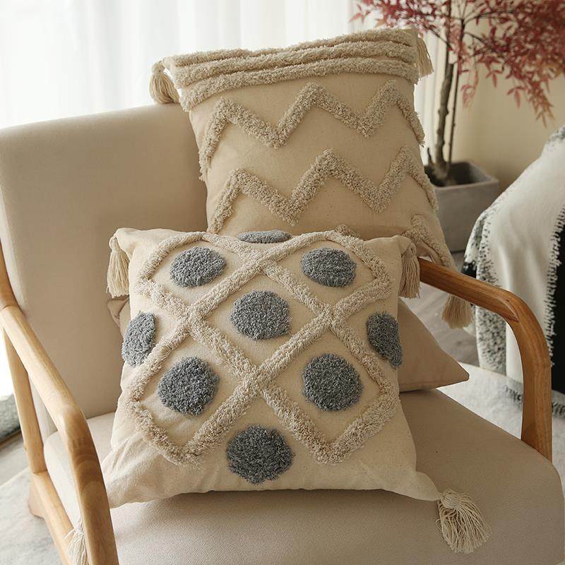 北欧轻奢簇绒靠枕侘寂风高级抱枕套可拆洗腰枕靠垫民宿客厅样板间