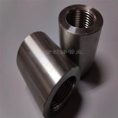 304不锈钢加厚管箍4分抛光亮面焊接内螺纹套筒G内丝直通管古接头