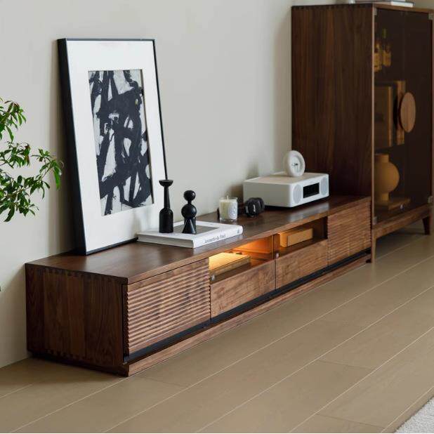 电视柜带灯客厅简约意式实木落地视听柜2026新款北美黑胡桃木储物