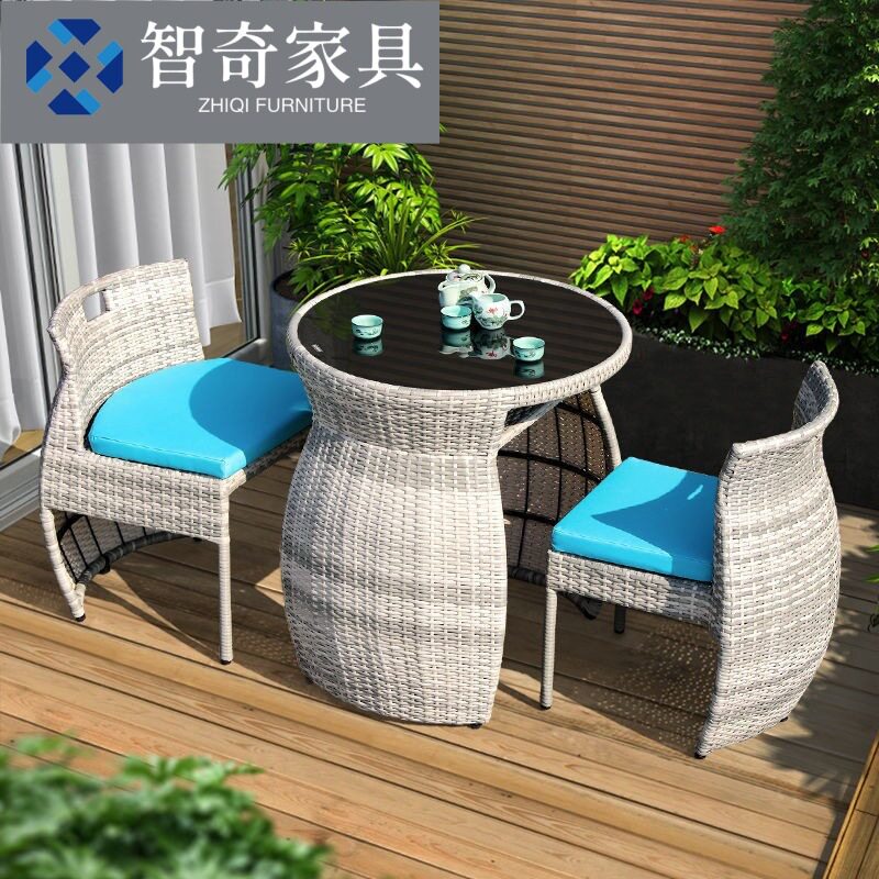 定制户外桌椅庭院室外露天花园防水防晒铁艺岩板餐桌藤椅创意组合