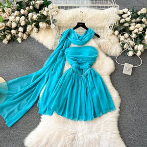 速发高级感小洋礼名媛高端宴会装短性感抹胸褶皱服款气质连衣裙