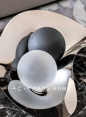 圣斐罗一匚欧式轻奢水晶黑色磨砂金属球圆形摆件样板房样品屋展示