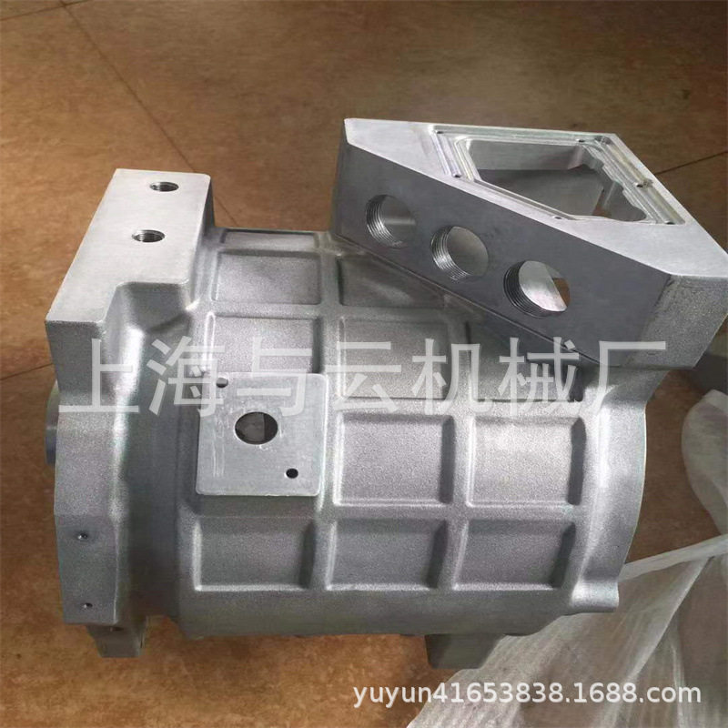 铸铝厂家供应铝合金箱体浇铸,重力铸造汽车壳体铝型材