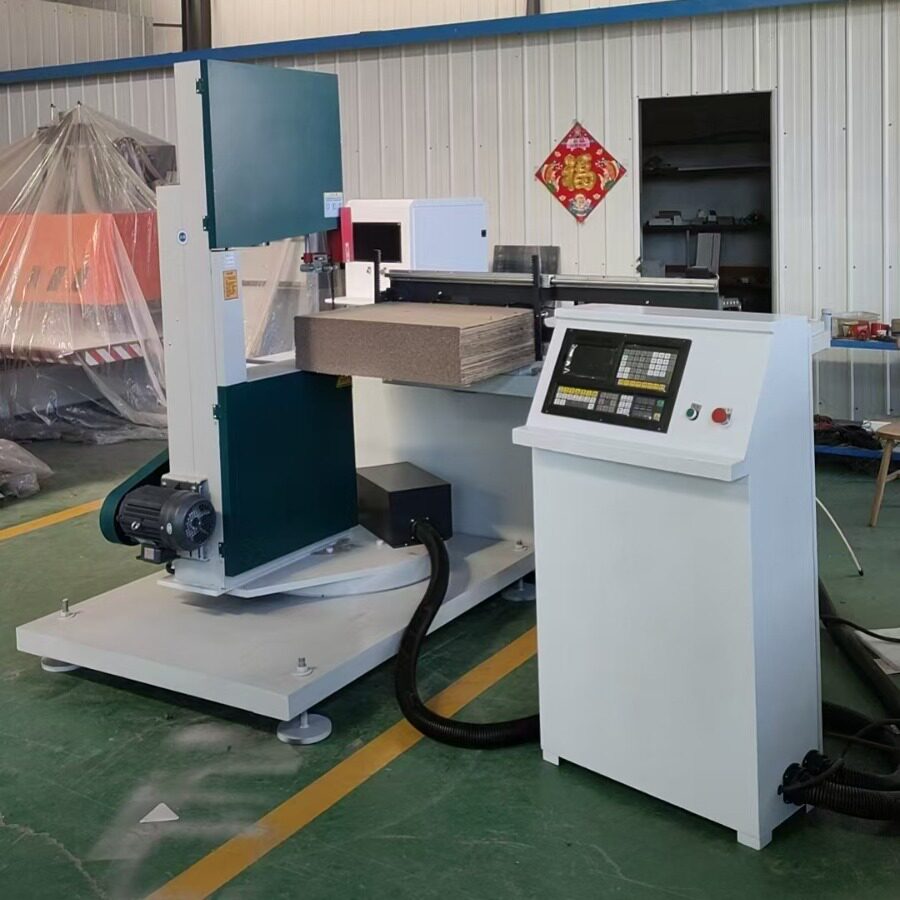 瓦楞纸猫抓板设备 猫抓板线锯机 猫抓板带锯机器 瓦楞纸切割机