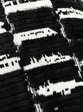 现房代简约轻奢FUA风黑白肌理割绒抱枕厅沙发靠包靠酒枕店客样板