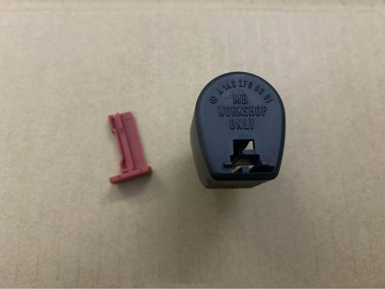 适用奔驰722.6波箱变速箱油尺堵盖卡子销1402700091 1409910055