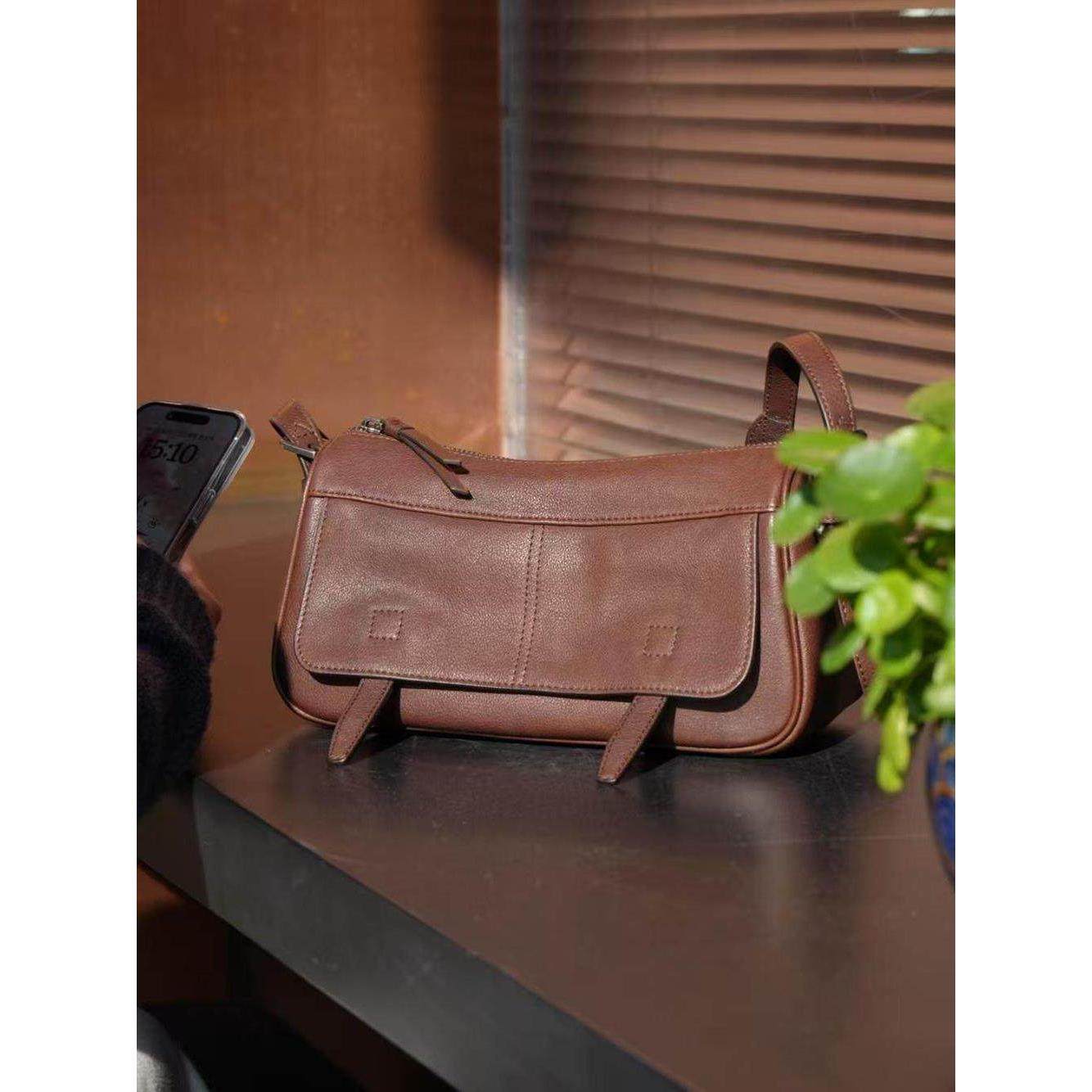 2026新款植鞣牛皮简约信使相机包女新款休闲通勤单肩斜挎小方包女,箱包皮具/热销女包/男包,小方包,淘宝优惠券,粉丝福利购,淘宝优惠卷