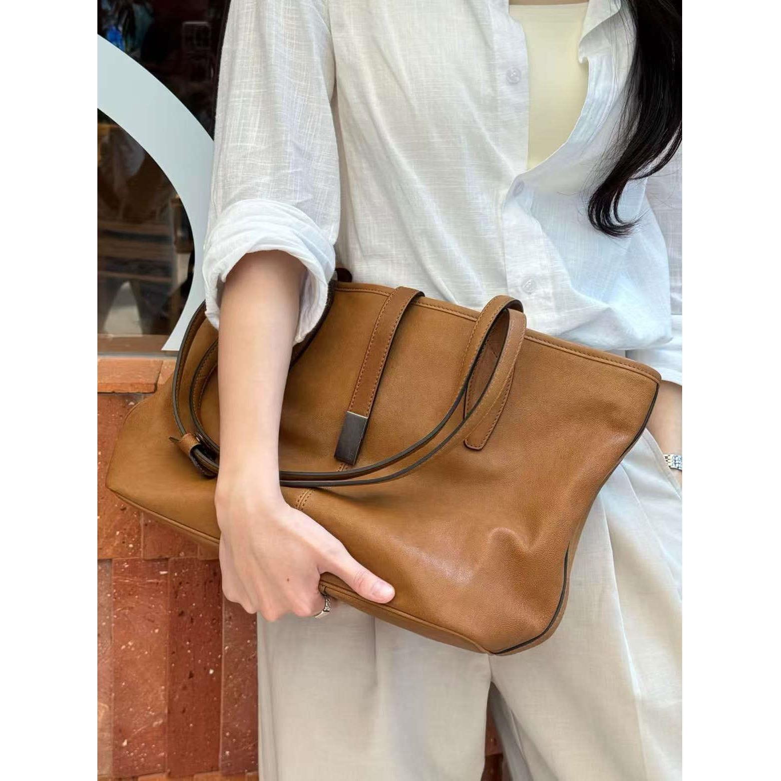 2025年新款植鞣羊皮漫漫托特包女大容量通勤包真皮休闲简约单肩包