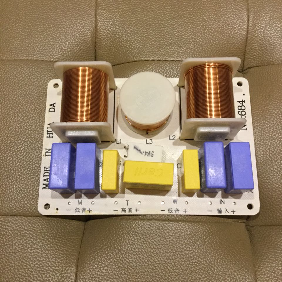 音响发烧级三分频分频器 高保真三路三分频板 超重双低音分频器