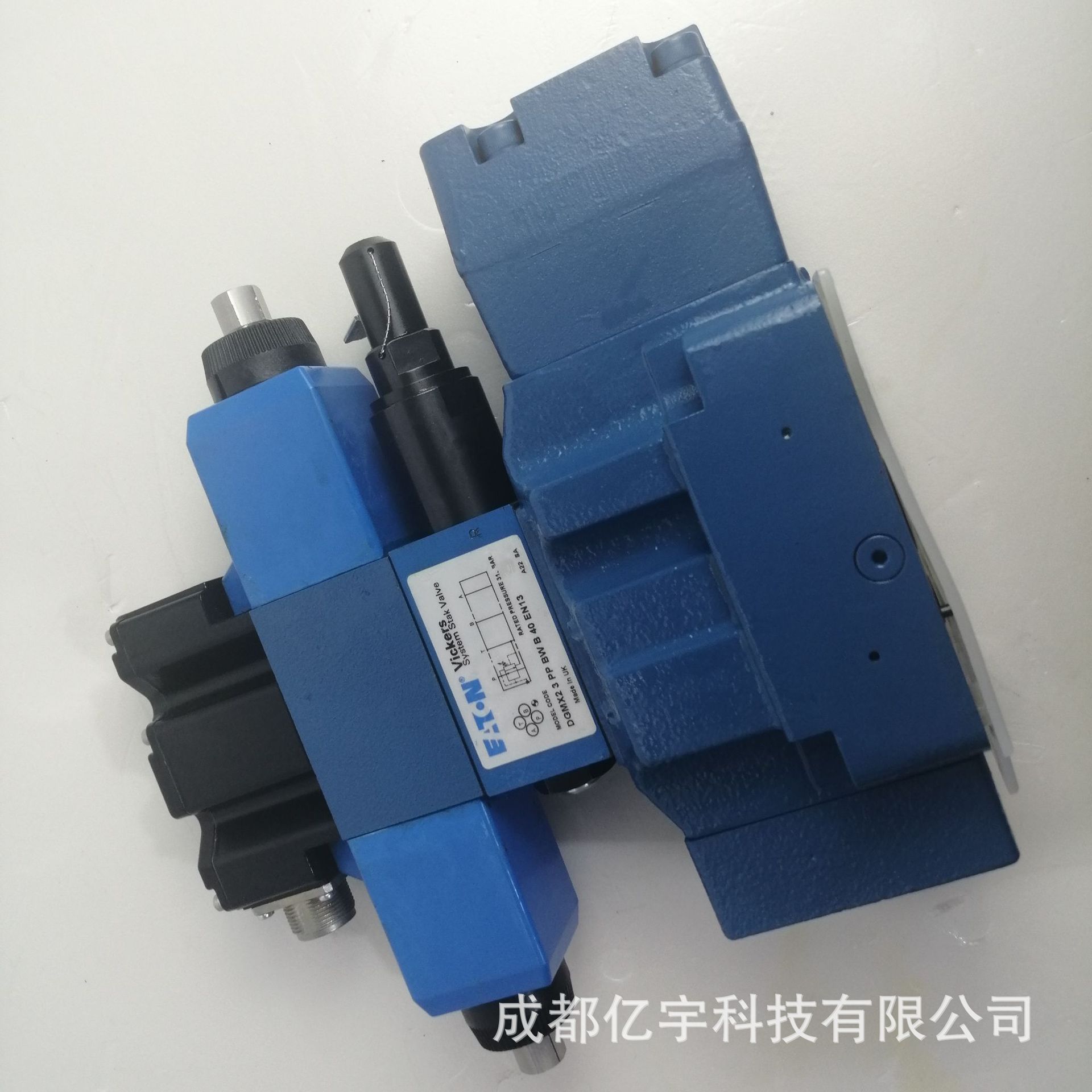 威格士比例阀12006525KBFDG5V-7-33C130N65-X-M2-PE7-H1-20现货